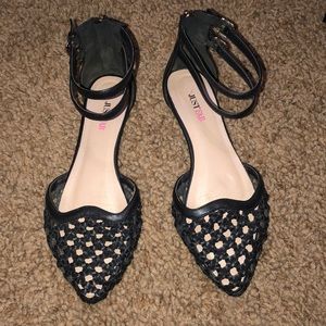Just Fab Black Detailed Flats / Size 9